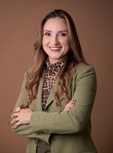 Beatriz Lucena em seu escritório